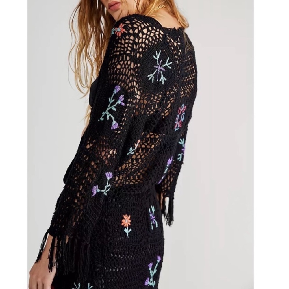 Black Crochet Floral Fringe Sweater - Women